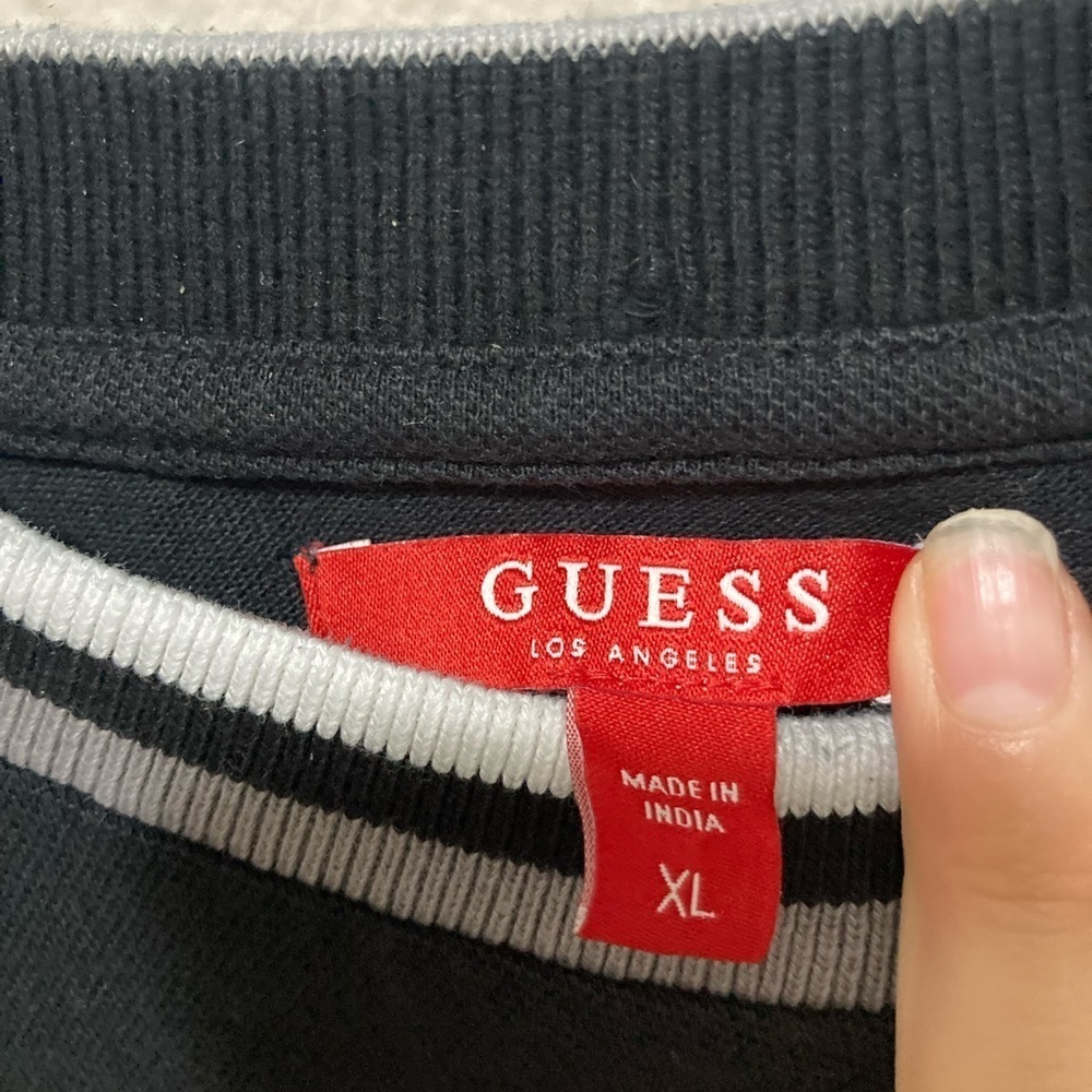 Vintage Y2K Guess Short Sleeve T-Shirt Size XL Black - Picture 4 of 4